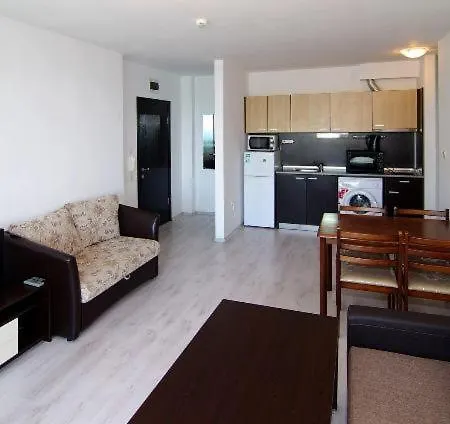 Robinson Beach Apartment *